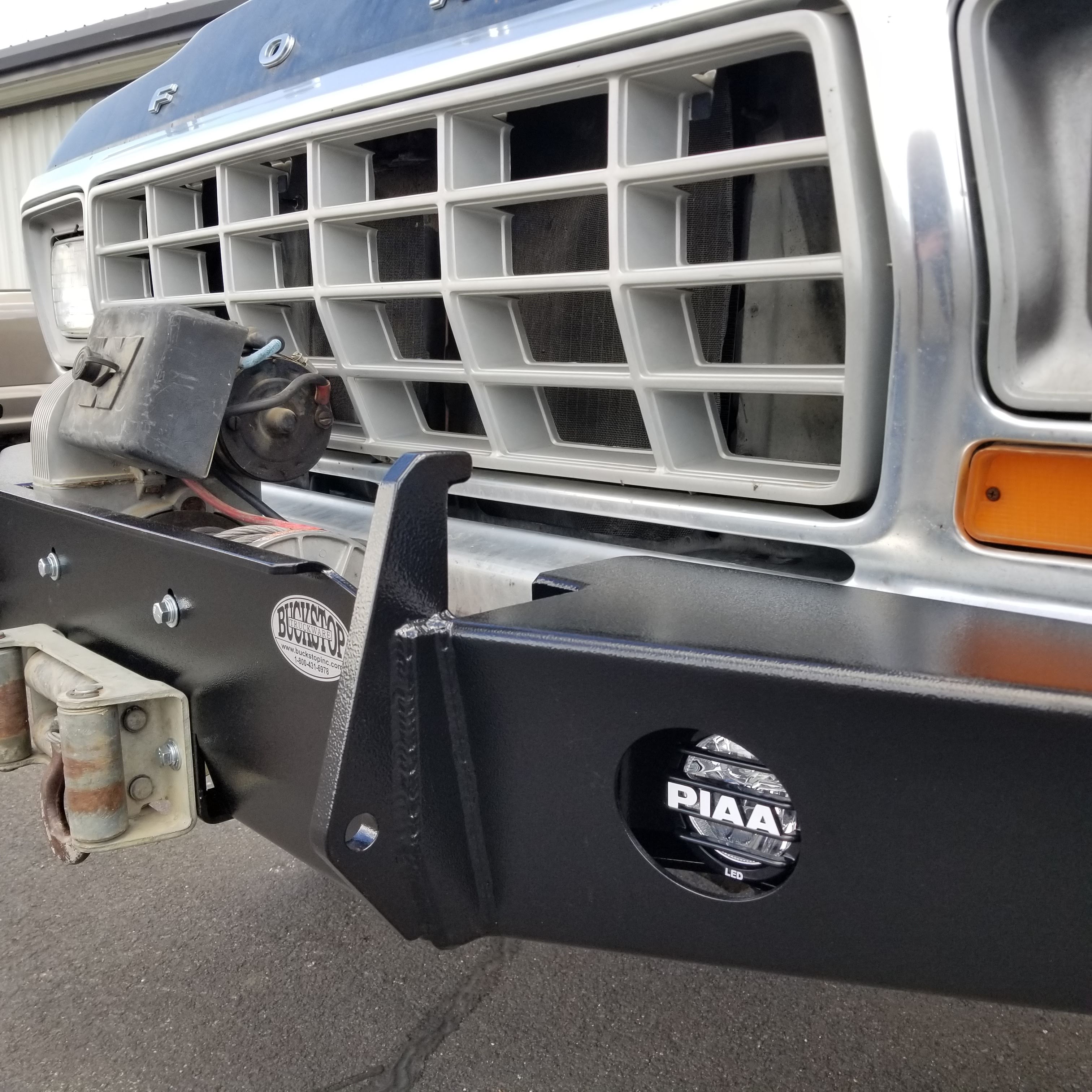 Vintage Series No Grill : Buckstop Truckware